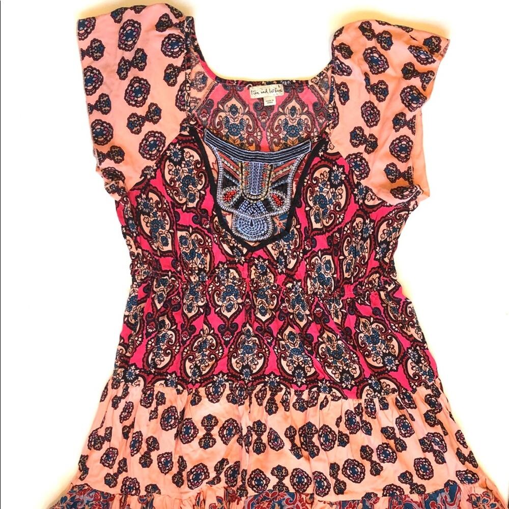 Live A Little Size L Peasant‎ Dress Coral/Salmon Floral SUPER CUTE & CLEAN